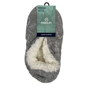 NWT Magellan | Women’s Gray Lodge Slipper Size M